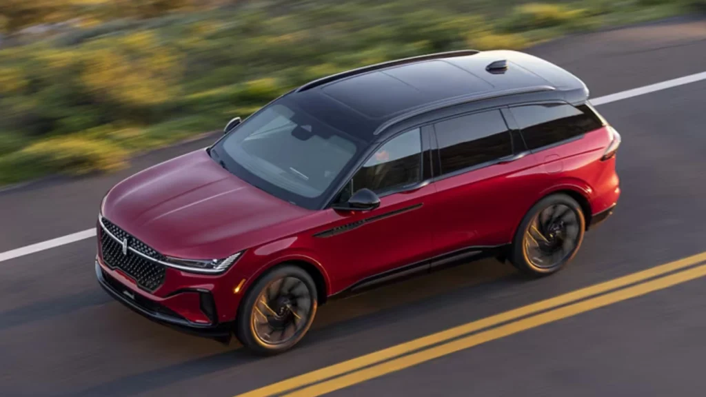 2025 Lincoln Black Label Nautilus luxury SUV with elegant design and chrome accents.