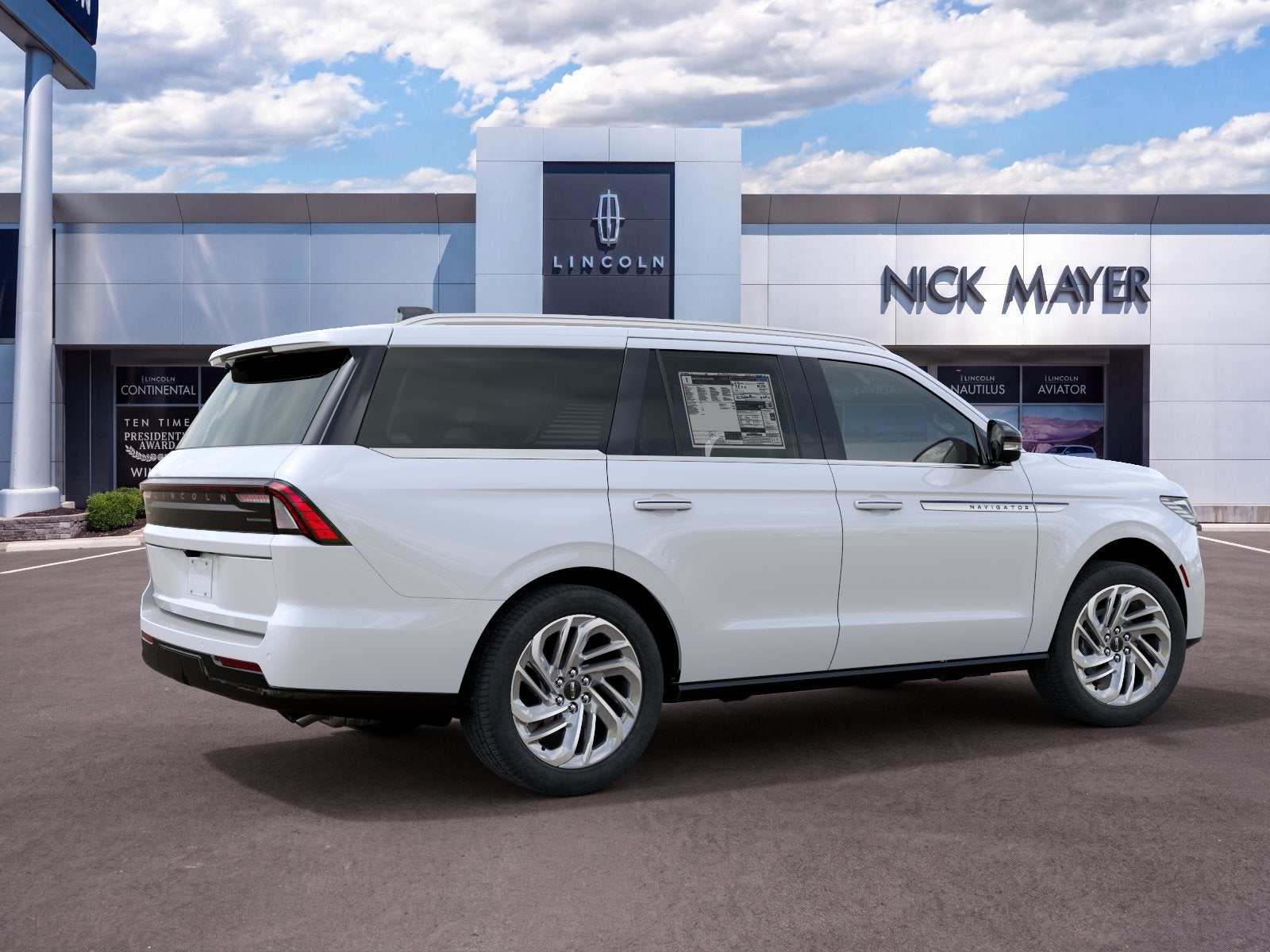 2027 Lincoln Navigator Reserve
