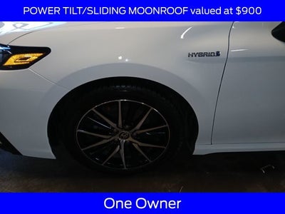 2021 Toyota Camry Hybrid SE