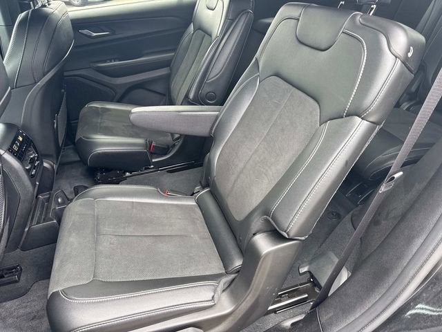 2025 Jeep Grand Cherokee L Altitude X 4x4