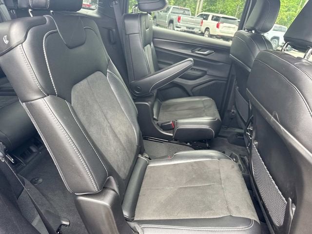 2025 Jeep Grand Cherokee L Altitude X 4x4
