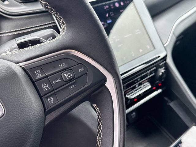 2025 Jeep Grand Cherokee L Altitude X 4x4