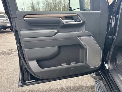 2025 Chevrolet Silverado 3500 HD High Country