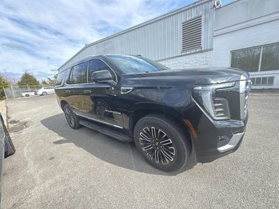 2025 GMC Yukon Elevation