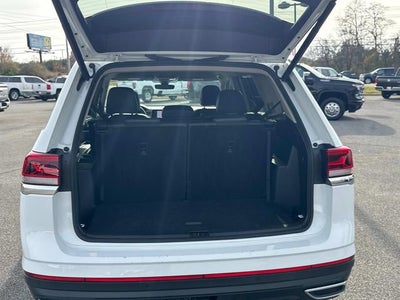 2025 Volkswagen Atlas 2.0T SE w/Technology