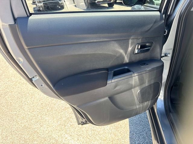 2024 Mitsubishi Outlander Sport S