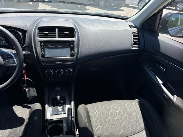 2024 Mitsubishi Outlander Sport S