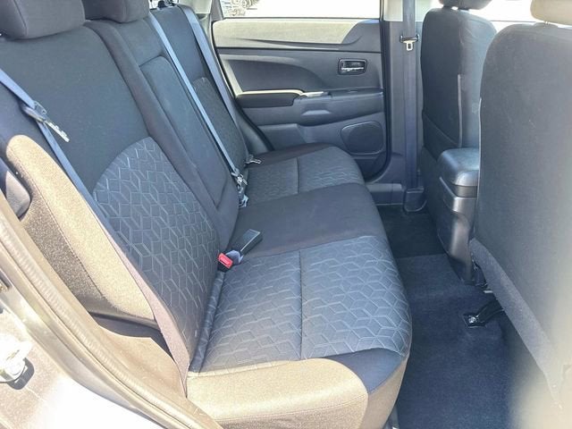 2024 Mitsubishi Outlander Sport S