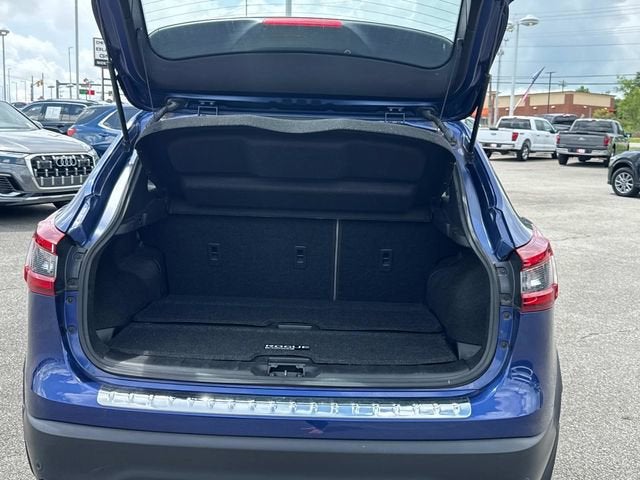 2022 Nissan Rogue Sport SV FWD Xtronic CVT