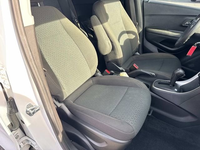 2022 Chevrolet Trax LS