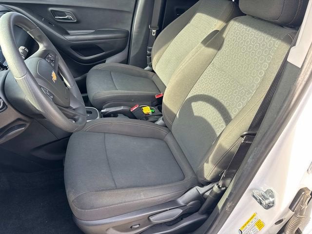 2022 Chevrolet Trax LS