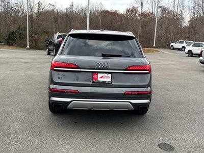 2025 Audi Q7 Premium Plus