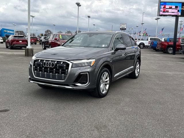 2025 Audi Q7 Premium Plus