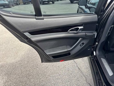2015 Porsche Panamera 4