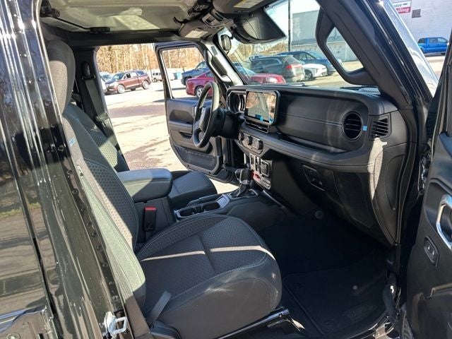 2025 Jeep Wrangler Rubicon 4xe