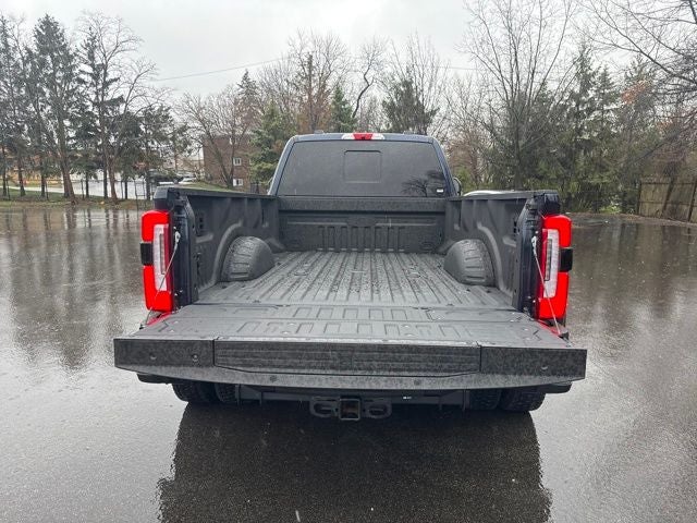 2024 Ford F-450SD Platinum HI OUTPUT