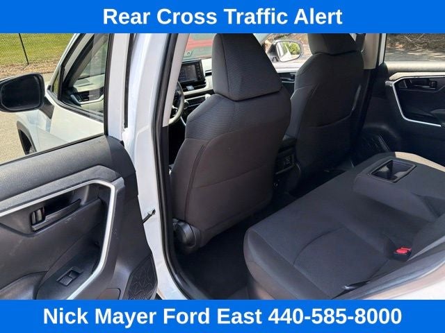 2022 Toyota RAV4 Hybrid LE