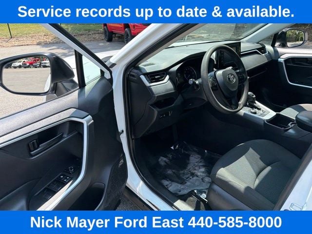 2022 Toyota RAV4 Hybrid LE