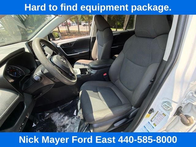 2022 Toyota RAV4 Hybrid LE