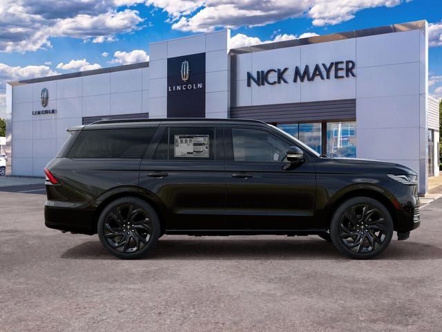 2027 Lincoln Navigator Reserve