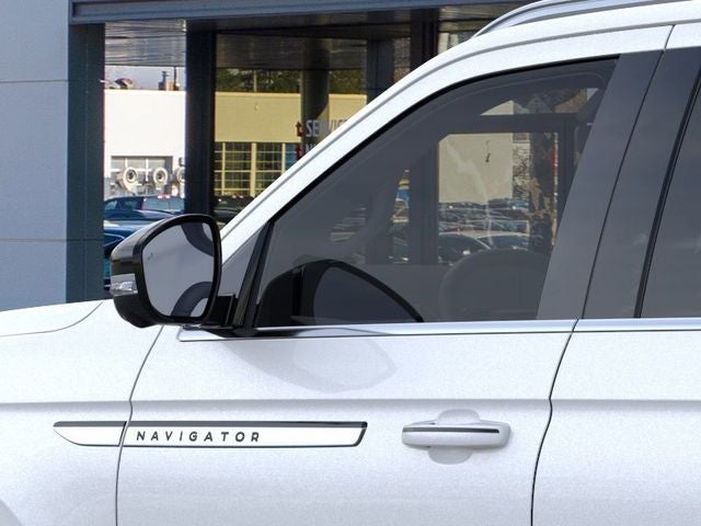 2026 Lincoln Navigator Premiere