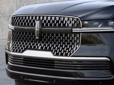 2027 Lincoln Navigator Premiere IN-TRANSIT