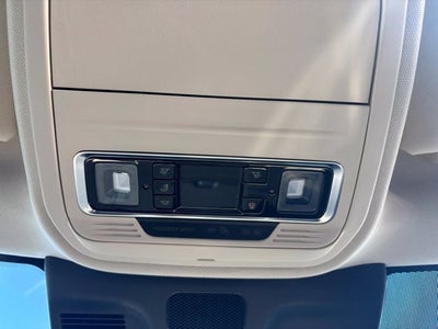 2027 Lincoln Navigator Premiere