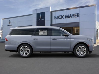 2027 Lincoln Navigator L Reserve