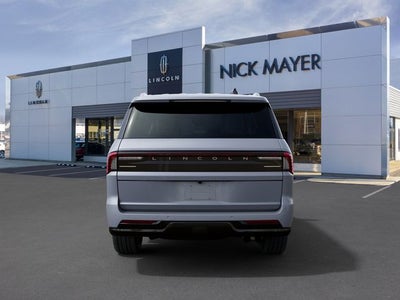 2027 Lincoln Navigator L Reserve