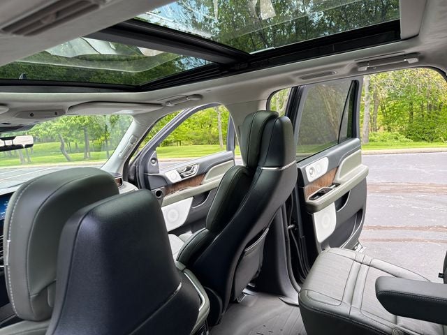 2022 Lincoln Navigator L Black Label