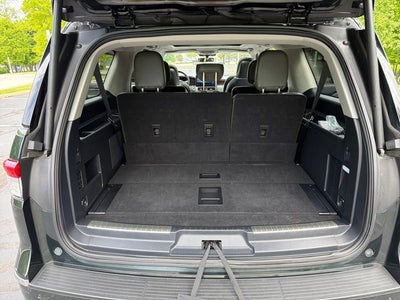 2022 Lincoln Navigator L Black Label