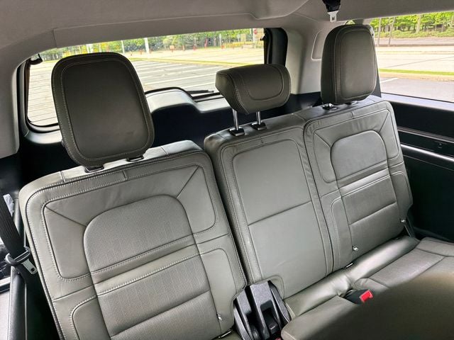 2022 Lincoln Navigator L Black Label