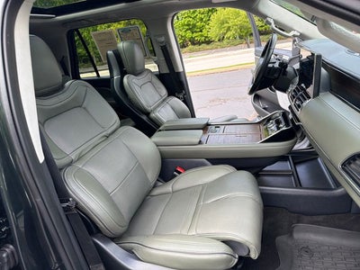 2022 Lincoln Navigator L Black Label