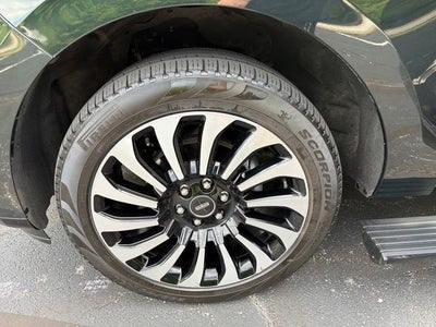 2022 Lincoln Navigator L Black Label