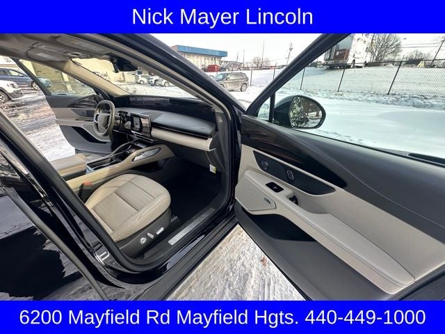 2025 Lincoln Nautilus Reserve