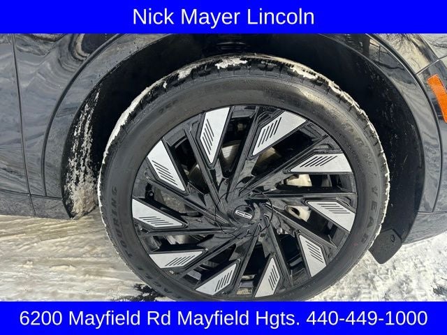 2025 Lincoln Nautilus Reserve