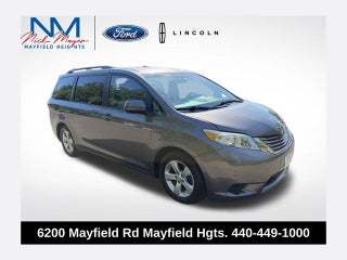 2015 Toyota Sienna LE 8 Passenger