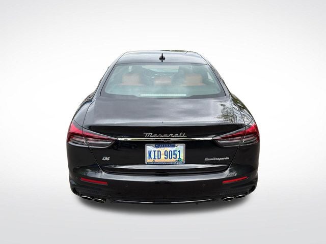 2023 Maserati Quattroporte Modena Q4