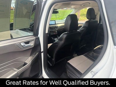 2022 Ford Escape Titanium