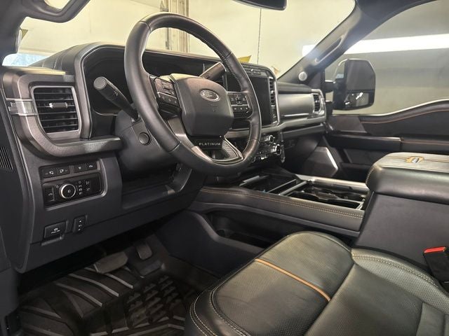 2024 Ford F-450SD Platinum HI OUTPUT