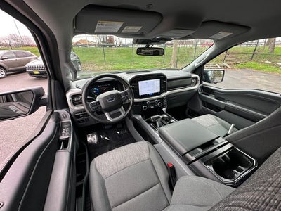 2023 Ford F-150 Lightning XLT