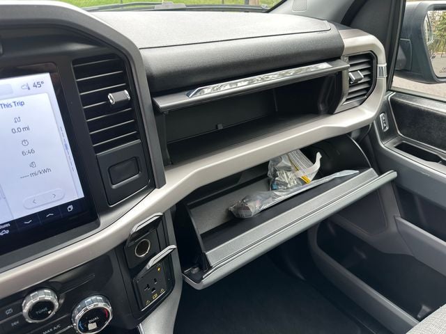 2023 Ford F-150 Lightning XLT