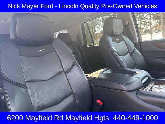 2020 Cadillac Escalade Luxury