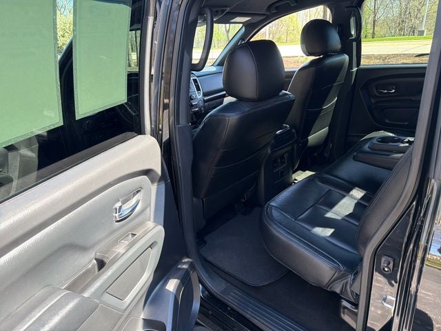 2018 Nissan Titan SV
