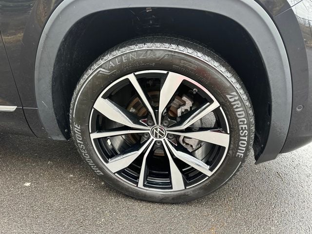 2024 Volkswagen Atlas 2.0T SEL Premium R-Line