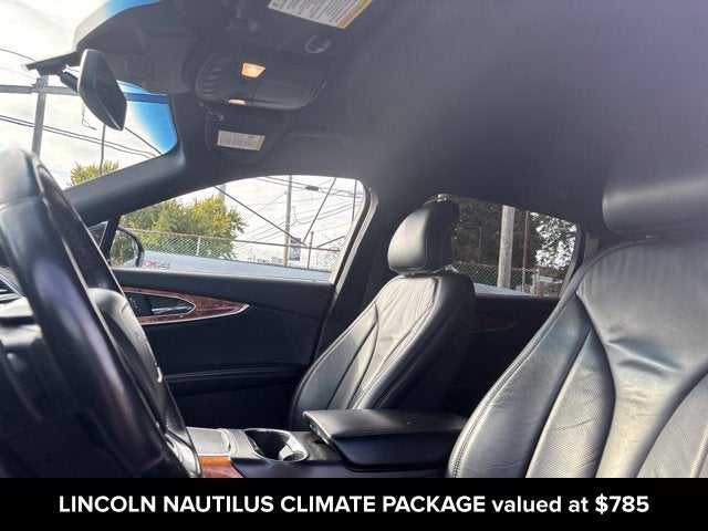 2019 Lincoln Nautilus Select