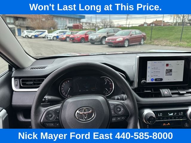 2025 Toyota RAV4 XLE