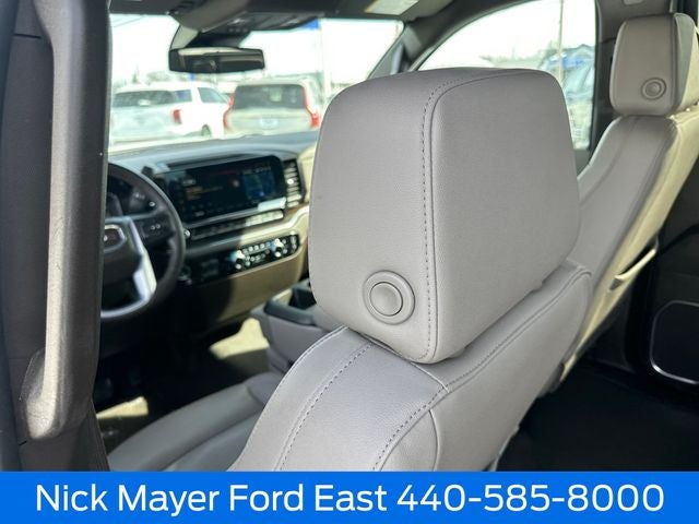 2025 GMC Sierra 1500 SLT