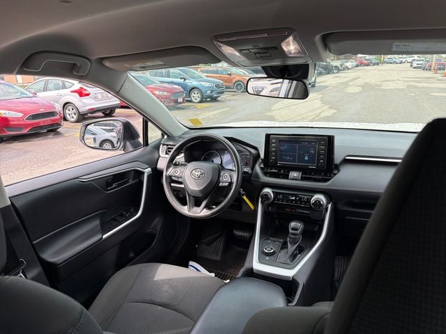 2022 Toyota RAV4 Hybrid LE