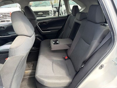 2022 Toyota RAV4 Hybrid LE